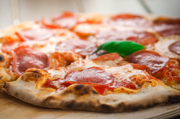Pizza au jambon